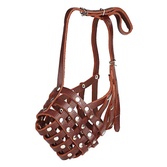 Намордник сітка зі шкіри для ротвейлера Kareline - коричневий